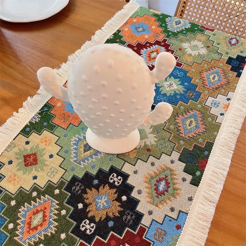 Bieżnik na stół w stylu boho, wzór geometryczny, bawełna z poliestrem